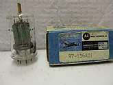 Motorola tube 97-136A01. Factory box will look aged.Additional Details------------------------------Package quantity: 1