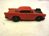 VTG 1993 HOT WHEELS BY MATTEL INC
57 CHEVY 2 DOOR, RED EXTERIOR, BLACK OUT WINDOWS, BLACK ENGINE, BLACK WHEELS RIMS, CHROME CENTER ON WHEELS, ENGINE STICKING OUT OF HOOD, MADE IN CHINA, DIE CAST, 1:64 SCALE