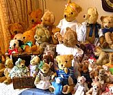 Mystery Boxes Include:
A Selection of Useable Vintage Products from Our Treasure Box Inventory.
Product packaged so each piece is a gift to open.
Includes Free Domestic Shipping.
I love to curate in your personal style and will attempt to do soby requ