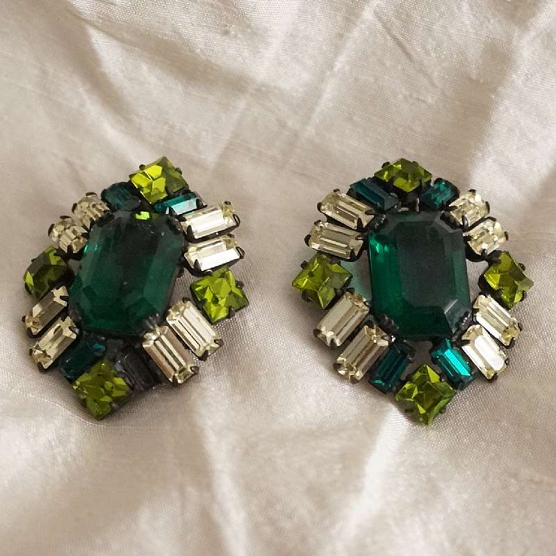 Gorgeous and huge prong set rhinestone runway worthy earrings. These beauties are large, measuring 1 3/4