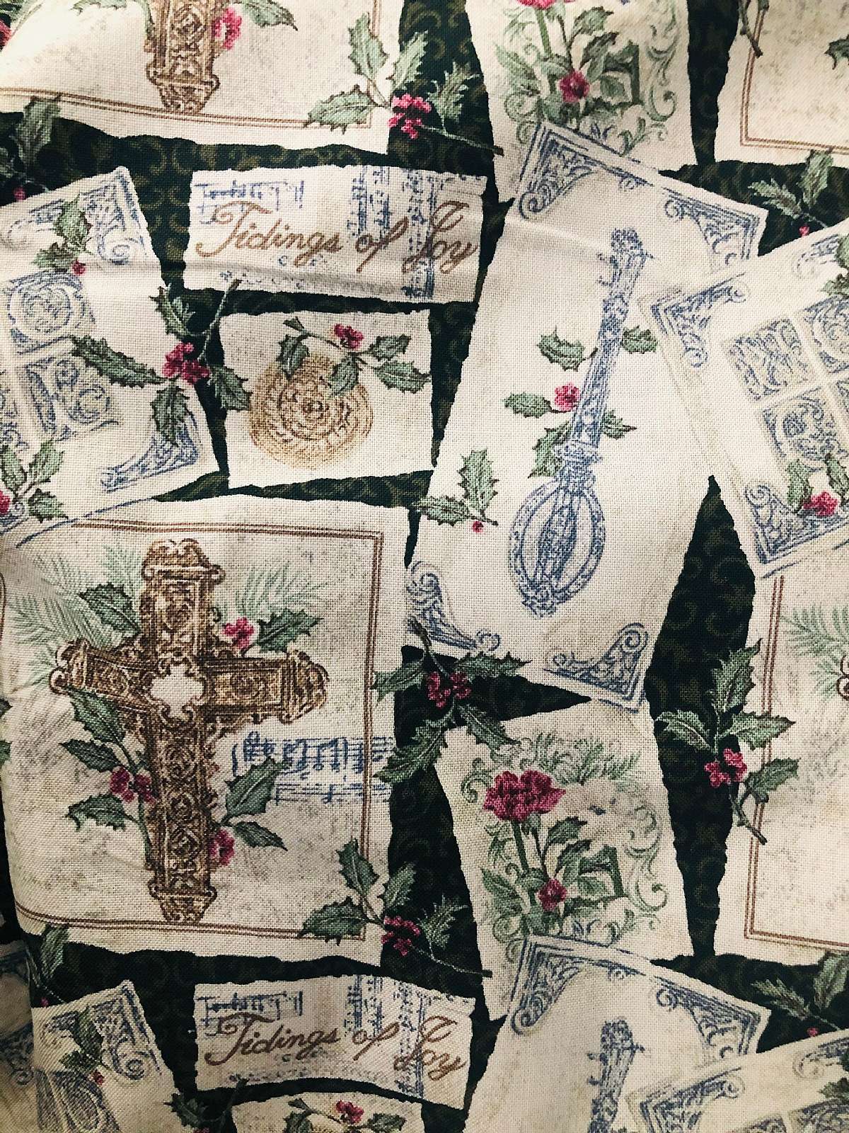 Stunning vintage cotton Christmas postcards or vignette fabric.  It says “Tidings of Joy” on the fabric. The photos don't do this justice beautiful fabric justice. Measures 44" x 8 + yards long. We welcome reasonab