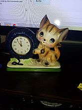 Vintage alarm clock-Kitten w/Yarn design-made by Traditions