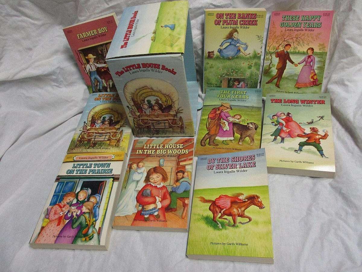 The book set comes in the original factory cardboard packet. The book set is in good condition but will look used. The Little House Books by Laura Ingalls Wilder Copyright 1981 9 Book Set Approximate size 5 3/4" x 8 1/4" Material: cardboard-pape