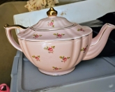 1930s Sadler pink roses, pink chintz Teapot, full size