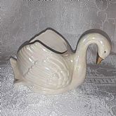 Pearl China Co Small Swan Gold Trim