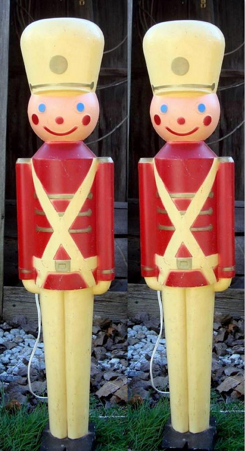 Vntg UNION 32'' Hard Plastic Christmas TOY SOLDIER Holiday BLOW MOLDS