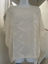 Boho chic 100% silk sheer white embroidered, kimono sleeve by Fifteen-Twenty (Karen Kane) oversize S