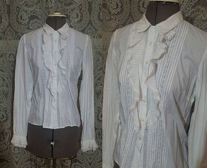 Vintage White Vampire Blouse, Victorian Romantic Ruffle Long Sleeve, Small