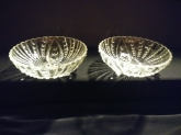 vintage Anchor Hocking bubble burple pattern glass dessert bowls, crystal clear glass
bowls 4 1/2" in diameter. 
In good condition.