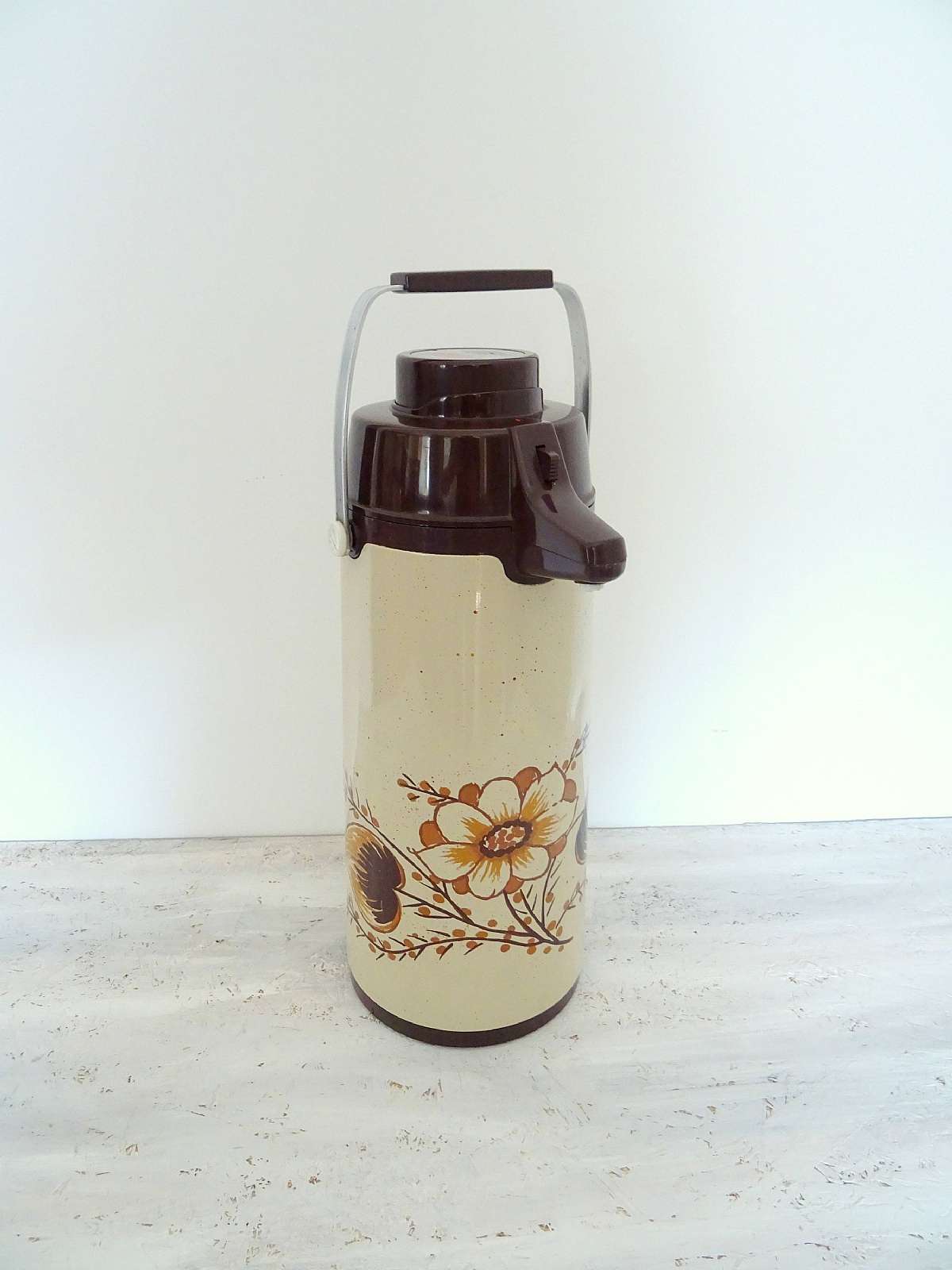 From 80's Thermos Bottle Cold Hot Water Retro Vintage Drink Container Home  Decor 
