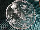 Vintage Fruit bowl Crystal Bowl Rogaska crystal, crystal bowl  fruit 1980This wonderful bowl for fruit, pastries or cookies is very nicely preserved it will be a very nice decor in your kitchen.Diameter:Diameter 19 cmHeight: 9 cmThe package