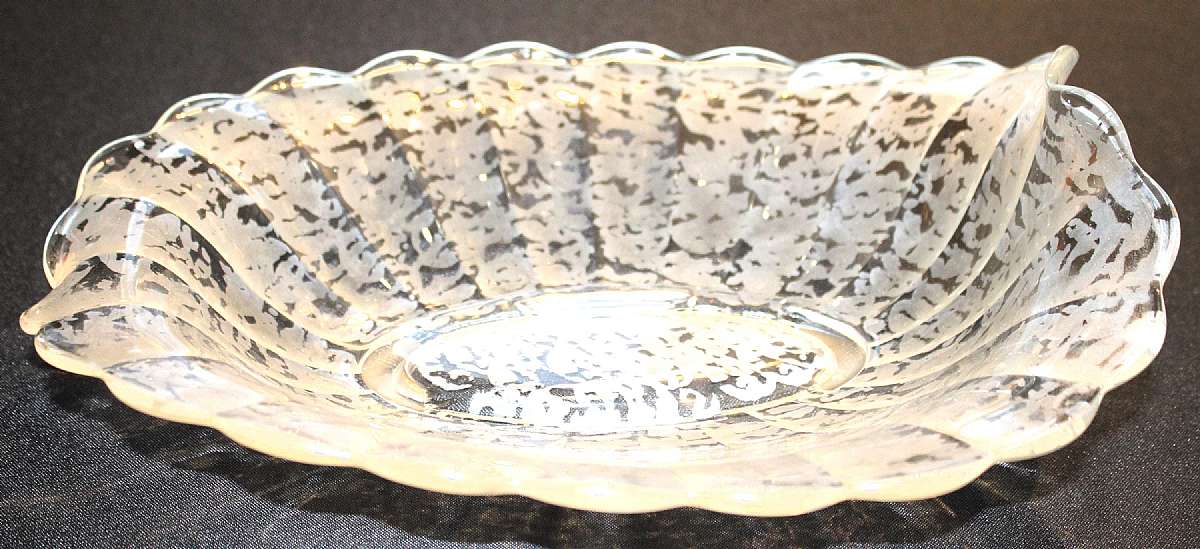 Up for sale is this Rare Fenton Ming Crystal Bowl made circa 1935-36 in great condition with no chips or cracks. It measures approx. 12"L by 11 "W.Shipping Excludes: Alaska/Hawaii, US Protectorates, APO/FPO, PO BoxShipping Provided to the Unit