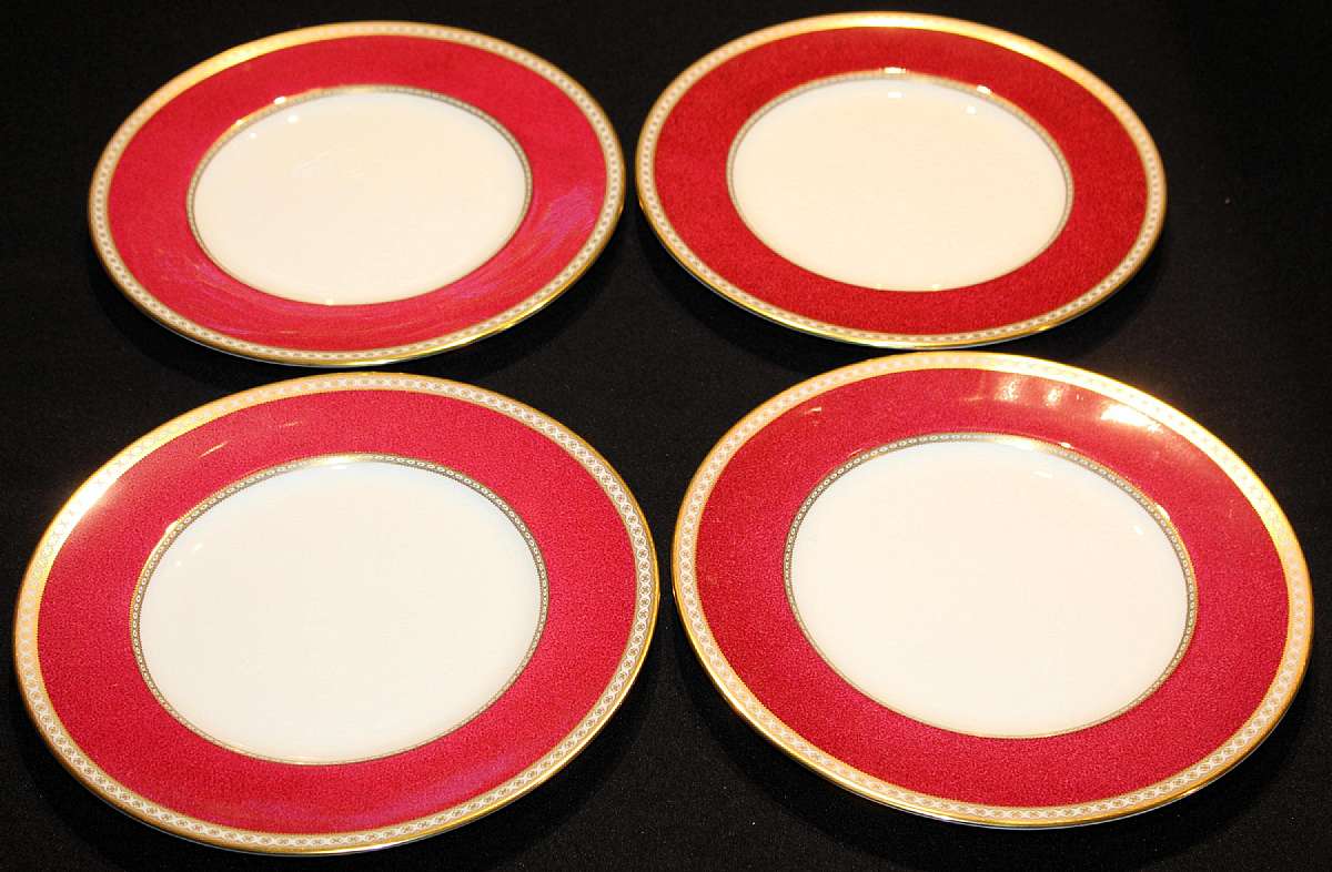 Up for sale are these Wedgwood Ulander Ruby Set Of Four Dinner Plates in Very Good condition with no chips, cracks or crazing. They measure approx. 10 3/4"W.Shipping Excludes: Alaska/Hawaii, US Protectorates, APO/FPO, PO BoxShipping Provided to the