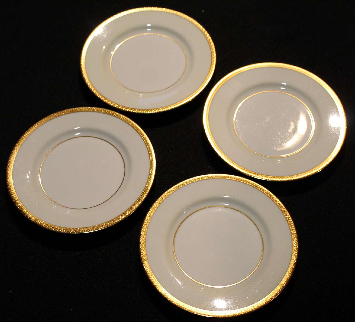 Up for sale are these Theodore Haviland Milford Set Of Four Bread & Butter Plates in great condition with no chips. Circa 1951.  They measure approx. 6 3/8"W. Please see my other sales for more of this pattern. Shipping Excludes: Alaska/Hawaii,