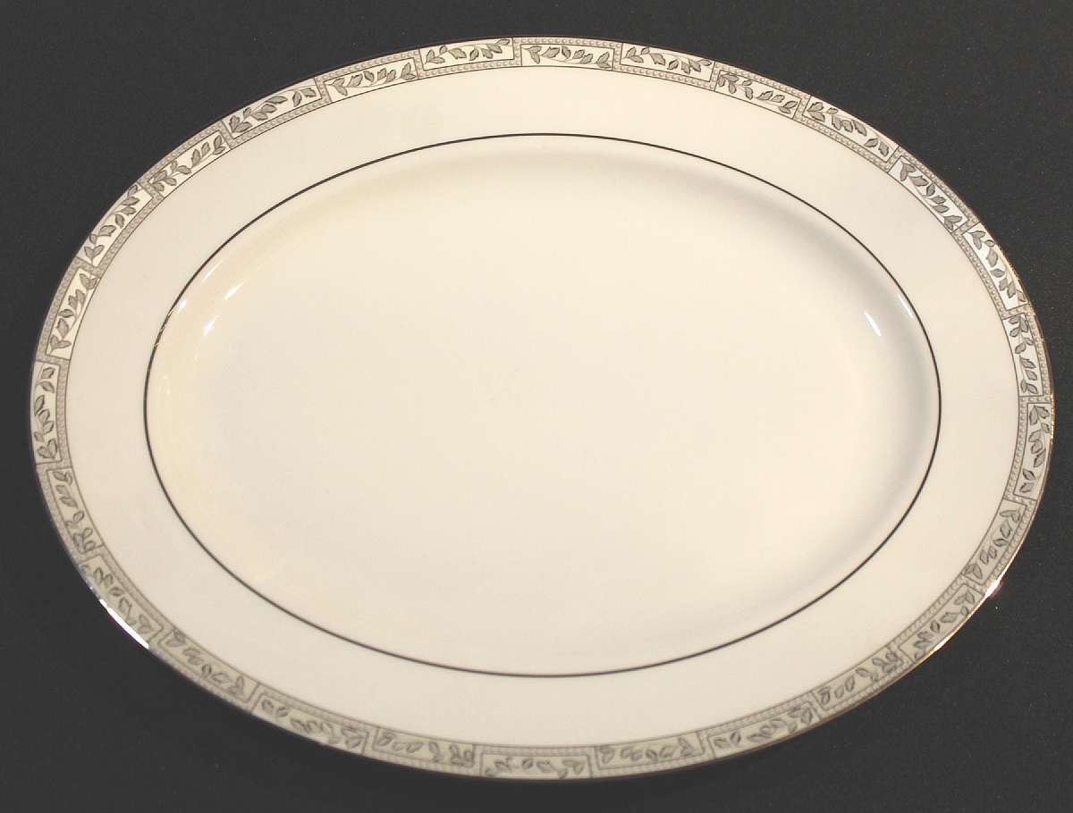Up for sale is this Lenox Kensington Square Thirteen Inch Oval Platters in excellent condition with no chips or cracks.Shipping Excludes: Alaska/Hawaii, US Protectorates, APO/FPO, PO BoxShipping Provided to the United States Only.