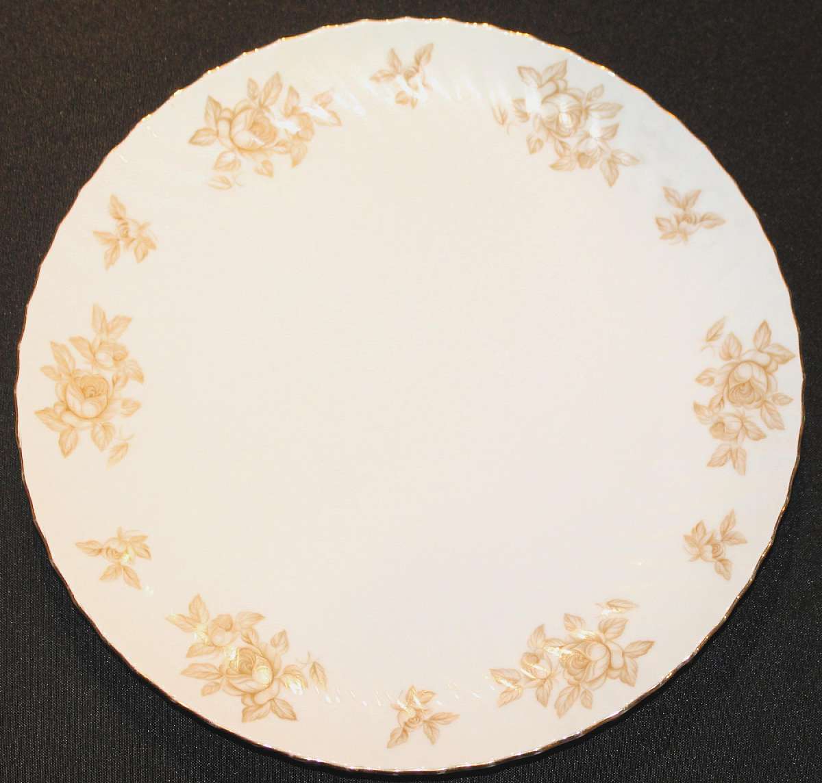 Up for sale is this Japan Vintage AOI China Summer Rose Pattern Round Platter. No chips or cracks. The platter measures approx. 12 inches wide. Shipping Excludes: Alaska/Hawaii, US Protectorates, APO/FPO, PO BoxShipping Provided to the United States Onl