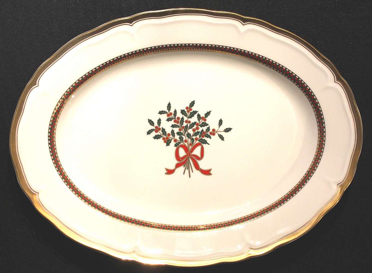 Up for sale is this Mikasa Christmas Garden Oval Platter in Excellent condition with no chips or cracks. It measures approx. 14"L by 10 1/4"W.  Shipping Excludes: Alaska/Hawaii, US Protectorates, APO/FPO, PO BoxShipping Provided to the United