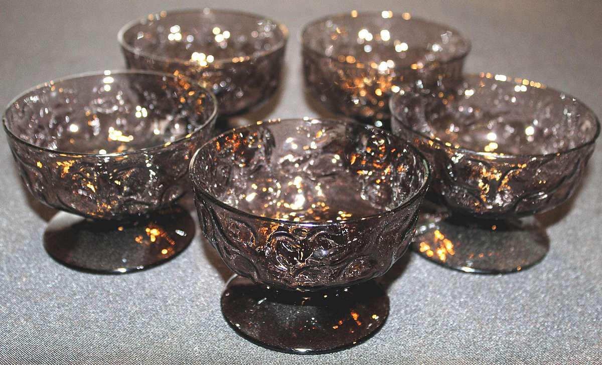 Up for sale are these El Rancho Morocco Set Of Five Glasses in great condition with no chips or cracks. They measure approx. 2 3/4"T by 4"W. Shipping Excludes: Alaska/Hawaii, US Protectorates, APO/FPO, PO BoxShipping Provided to the United Sta
