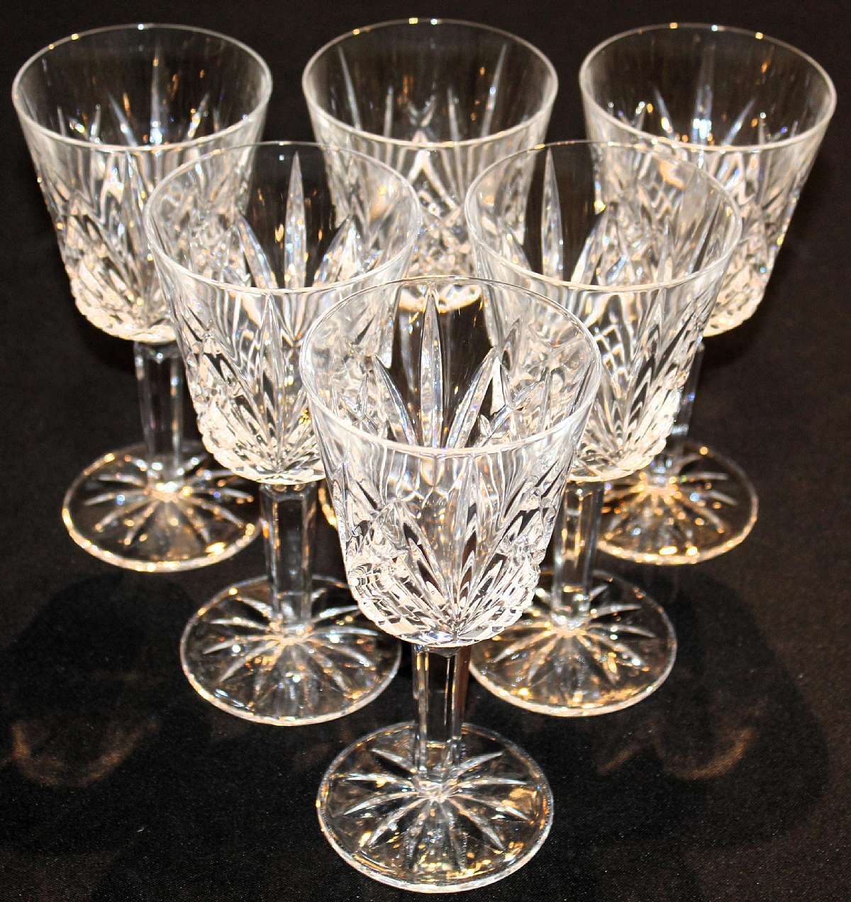 Up for sale are these Cristal Dâ€™Arques Durand Villemont Set Of Six Water Glasses in excellent condition with no chips or cracks. They measure approx. 7 1/4"T by 3 1/2"W.Shipping Excludes: Alaska/Hawaii, US Protectorates, APO/