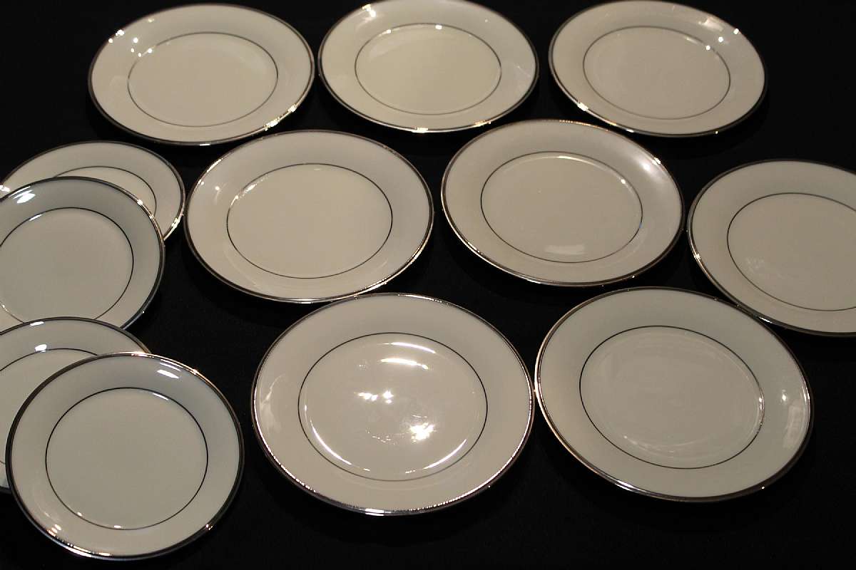 Up for sale are these Lenox Solitaire Set Of Eight Salad Plates & Four Bread Plates with no chips or cracks. The salad plates measure approx. 8 1/8" W and the bread plates 6 3/8"W.Shipping Excludes: Alaska/Hawaii, US Protectorates, APO/FPO,