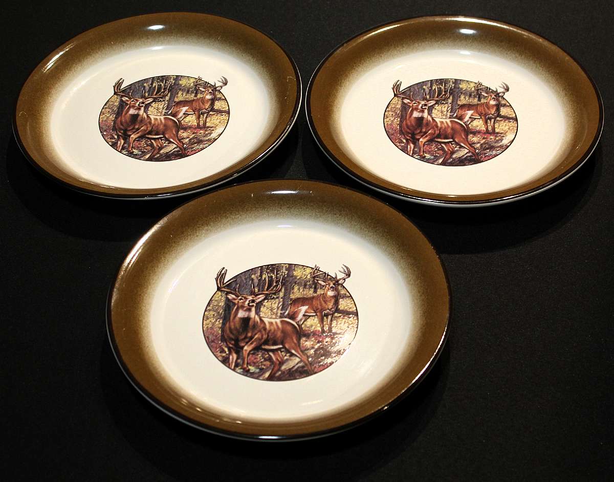 Up for sale are these Rare Great Ideas LLC Buck Wear Deer Set Of Three Dinner Plates in good condition with no chips or cracks. The dinner plates measure approx. 10 1/2"W and have minor wear. Many pictures provided for your viewing pleasure.  Shipp