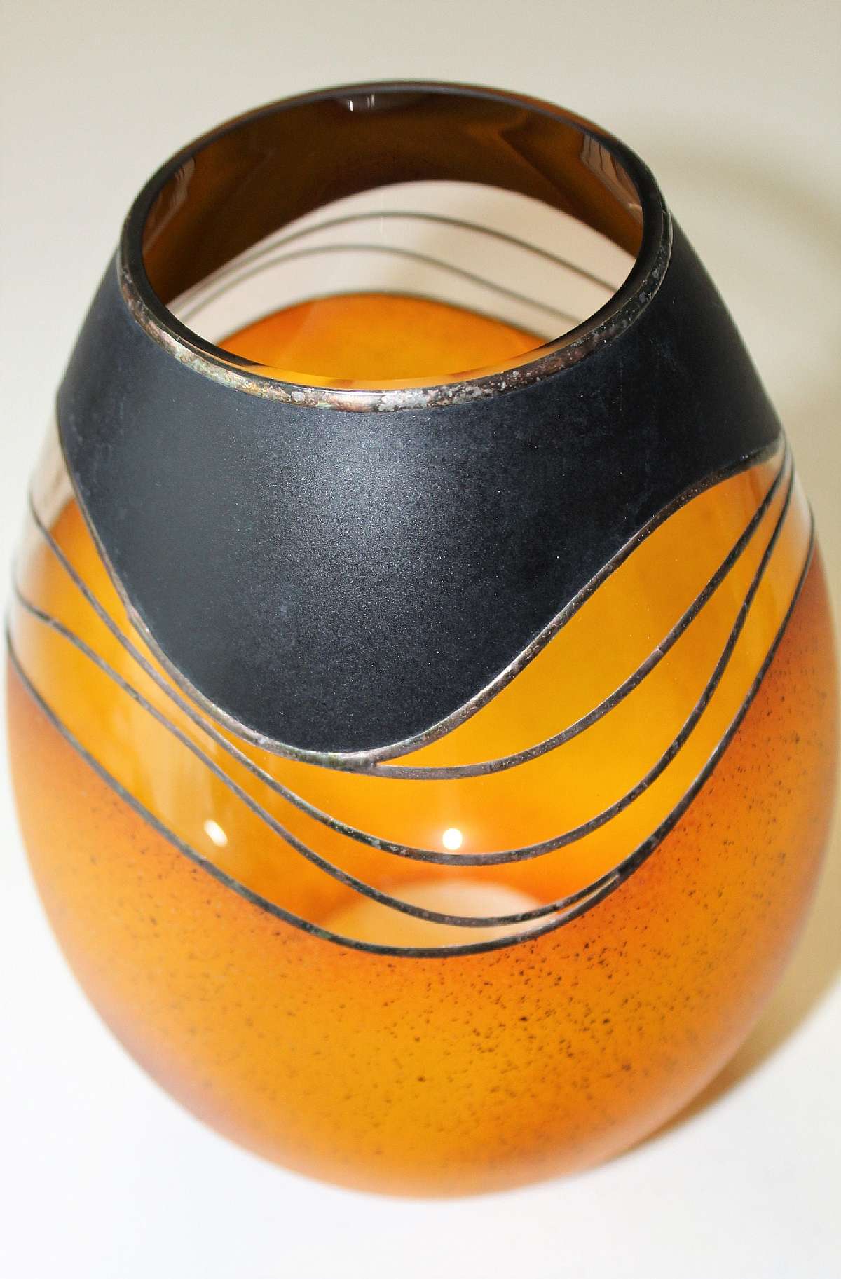 Up for sale is this Gorgeous Large Vlasta Vobornikova signed Contemporary Czech Art Glass by Miracle Studio in excellent condition with no chips or cracks and with its original box. It measures approx. 9 3/4"T.  Shipping Excludes: Alaska/Hawaii, US