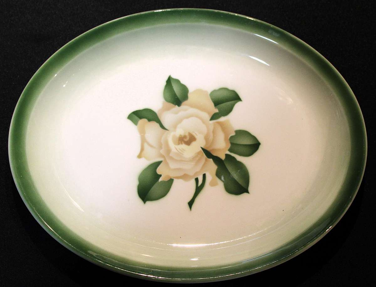 Up for sale is this Syracuse China White Rose Restaurant Platter Pattern SY416 in excellent condition with no chips or cracks. The platter measures approx. 13 1/4"L by 10 1/2"W. Shipping Excludes: Alaska/Hawaii, US Protectorates, APO/FPO, PO Bo
