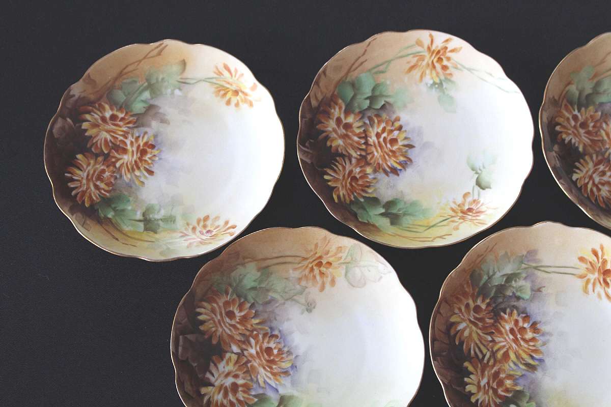Up for sale is this Beautiful Vintage Antique Set Of Six Hand Painted Matching Plates in excellent near mint condition with no chips or cracks. They measure approx. 6"W.Shipping Excludes: Alaska/Hawaii, US Protectorates, APO/FPO, PO BoxShipping Pro