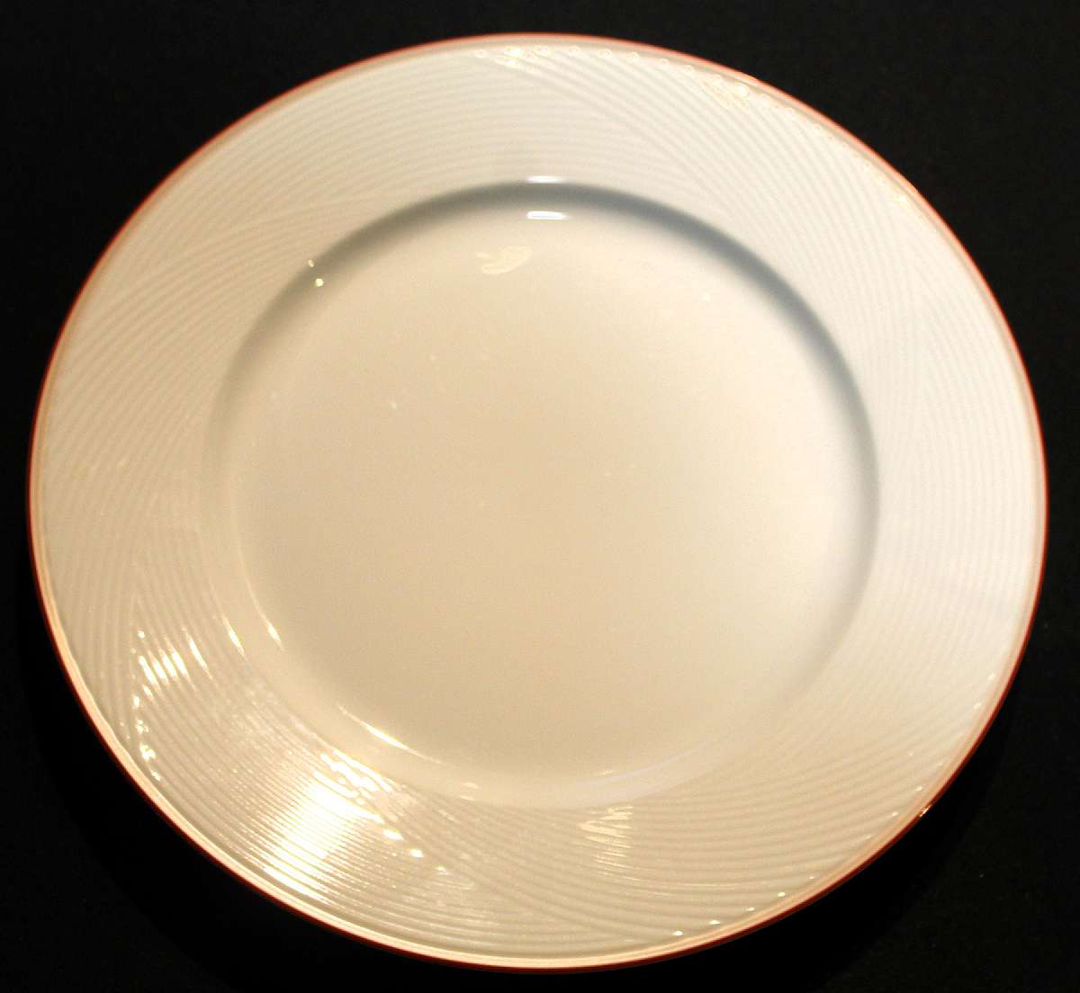 Up for sale is this Dansk Bamboo Round Platter Chop Plate in excellent condition with no chips or cracks. Measures 12"W. Please see my other sales for more of this pattern.Shipping Excludes: Alaska/Hawaii, US Protectorates, APO/FPO, PO BoxShipping