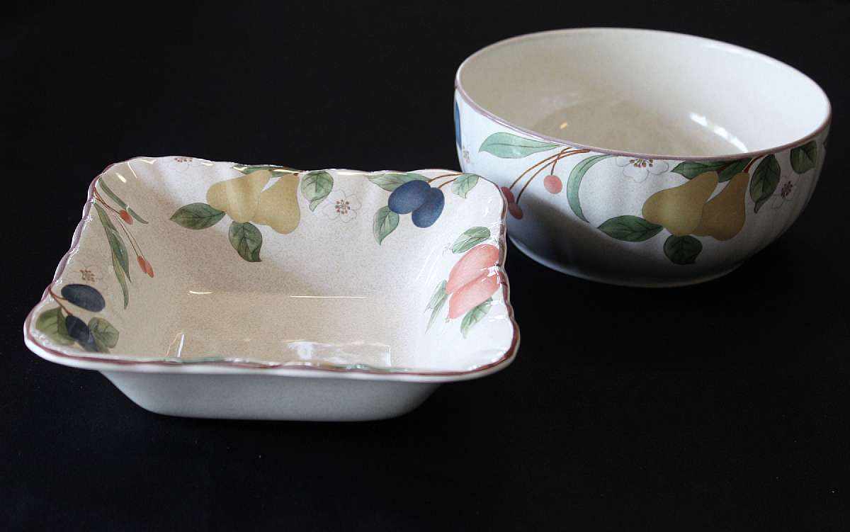 Up for sale are these Mikasa Fruit Panorama Set Of Two Vegetable Bowls in great condition with no chips or cracks. Included are one round 7 1/2"W by 3 3/8"D bowl and one square 7 5/8"W by 2 1/4"D Bowl.  Shipping Excludes: Alaska/Hawai