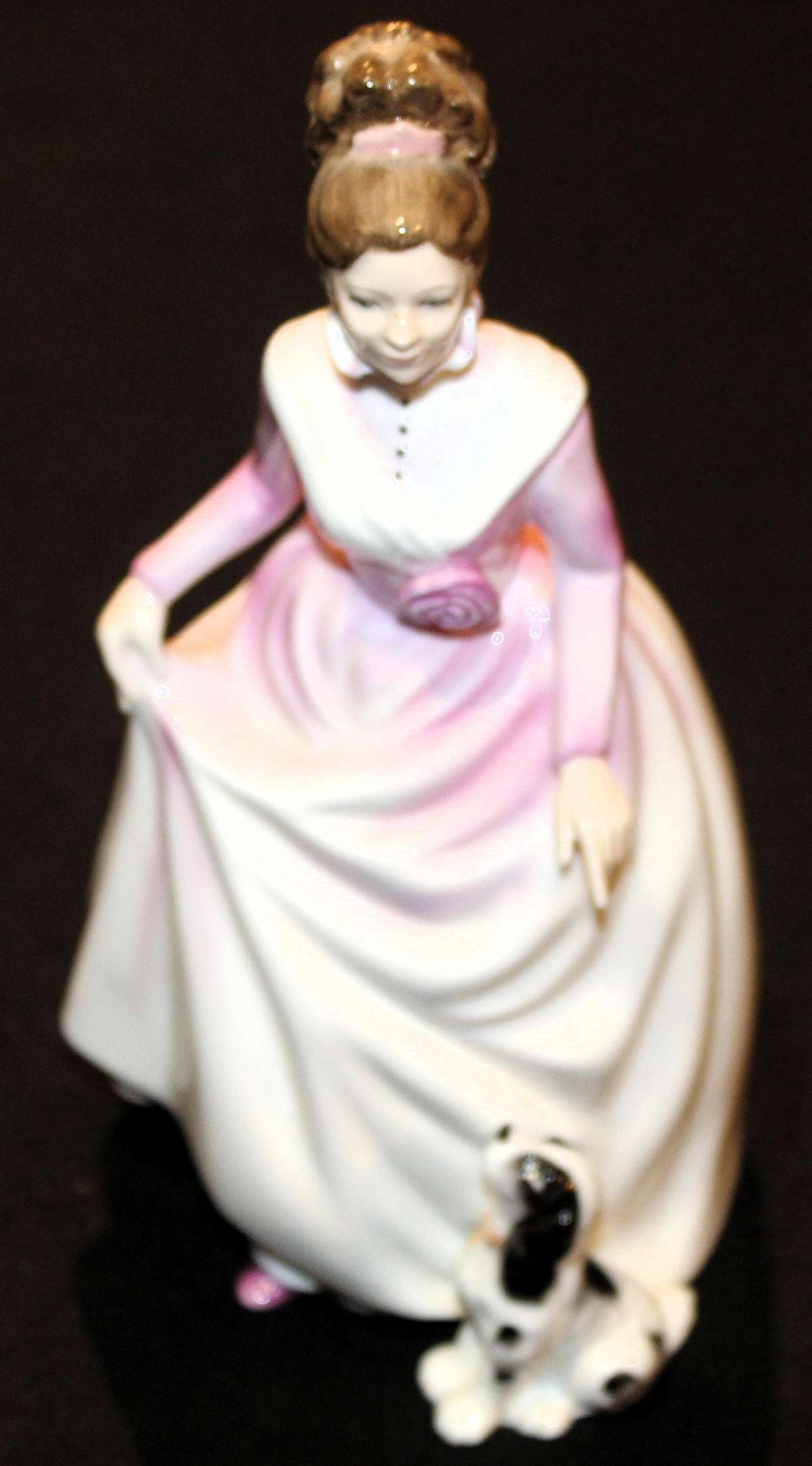 Up for sale is this Fantastic Royal Doulton Good Companion HN3608 Figurine in excellent condition with no chips or cracks. Measures approx. 8.75"T.Shipping Excludes: Alaska/Hawaii, US Protectorates, APO/FPO, PO BoxShipping Provided to the United St