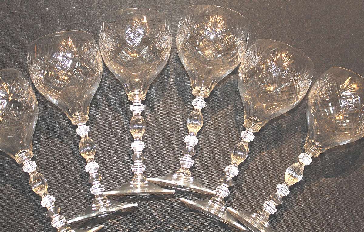 Up for sale are these Gorgeous Cambridge Blown Glass Pattern 1402-100-4 Set of Six Vintage Wine Glasses In excellent condition with no chips or cracks. They measure approx. 6 3/4"T by 2 3/8"W. Fan Cut, Cross Hatch Cut.Shipping Excludes: Alaska/