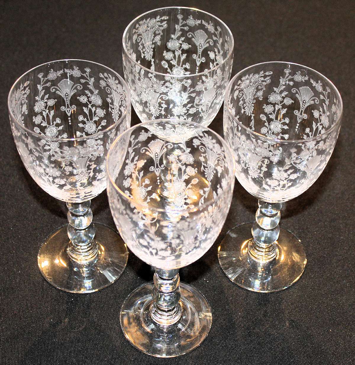 Up for sale are these Beautiful Duncan & Miller First Love Set Of Four Water Glasses in excellent condition with no chips or cracks. The Glasses measure approx. 6 7/8"T by 3 1/8"W. Gorgeous Vintage Stemware. I have more sales for this patter