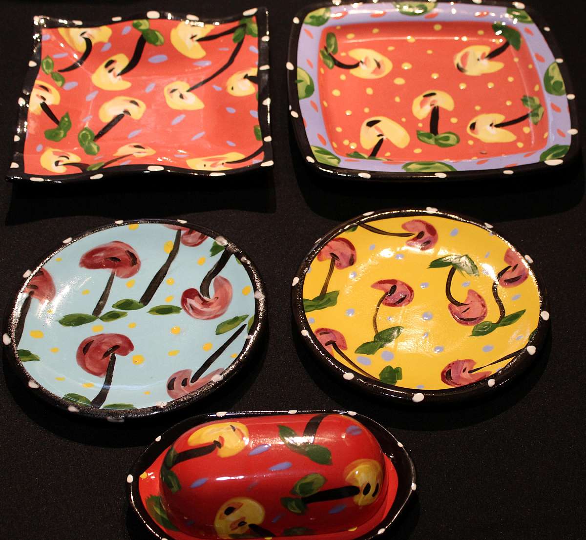 Up for sale is this Mushroom Design Hand Painted Six Piece Set in very good condition. The two plates measure approx. 8 3/8"W, the one serving plate measures 9 1/2" by 9 1/2" and the other 11" by 11" and it has a very small glaze nick on the rim. There is