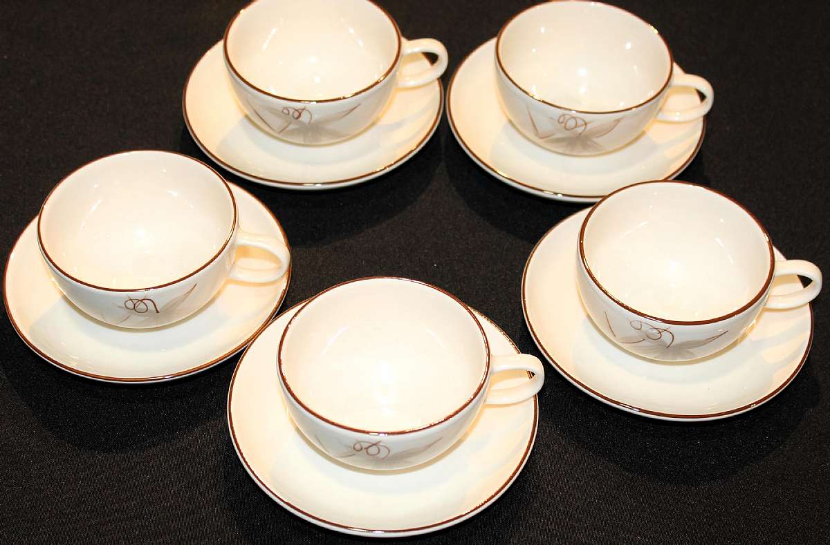 Up for sale are these Winfield Passion Flower California USA Set Of Five Cup & Saucer Sets in excellent condition with no chips or cracks. The cups measure approx. 2 1/4" by 3 7/8"W and the saucers 5 3/4"W.Shipping Excludes: Alaska/Haw