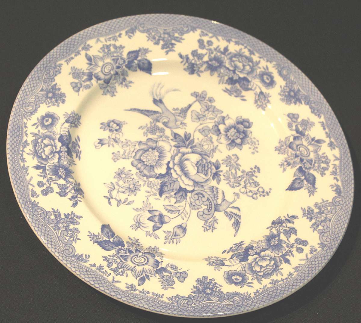 Up for sale is this beautiful Royal Stafford Asiatic Pheasant Round Platter in excellent condition with no chips or cracks. The Platter measures approx. 12 1/2 inches wide.Shipping Excludes: Alaska/Hawaii, US Protectorates, APO/FPO, PO BoxShipping Provi