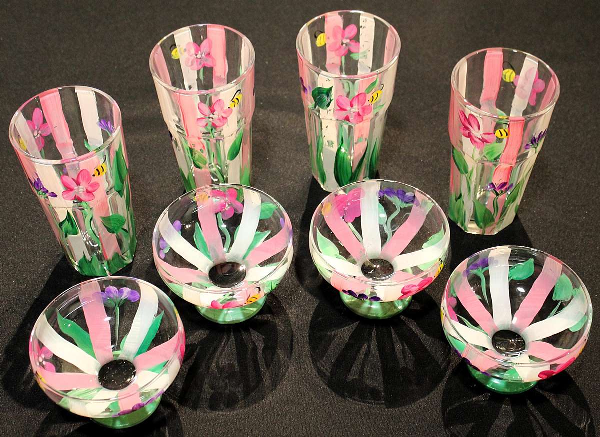 Up for sale are these Libbey Glass Set Of Eight Painted Colorful Glasses in very good condition with no chips or cracks and minor paint wear. The tumblers measure approx. 6 1/4 inches tall & about 3 1/2 inches wide & the four sherbets 4 1/4"T by 4 1/4"W.