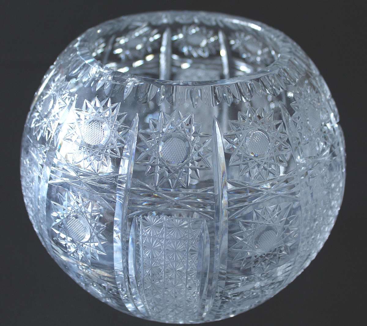 Up for sale is this Highly Decorated Vintage Round Glass Bowl That would look Gorgeous on any table. Measures approx. 6 1/4"T by 7 1/2"W. There are two small chips on the rim. Beautiful Piece. Shipping Excludes: Alaska/Hawaii, US Protectorates,