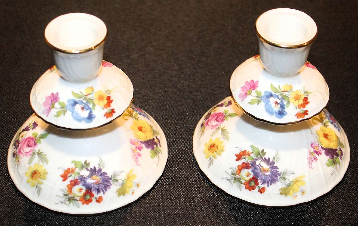 Up for sale is this Royal Bayreuth Gloria Bavaria Germany Candle Holders in great condition with no chips, cracks or crazing. They measure approx.  4"T. Marked Gloria Fine Porcelain Germany Bayreuth.Shipping Excludes: Alaska/Hawaii, US Protectorates