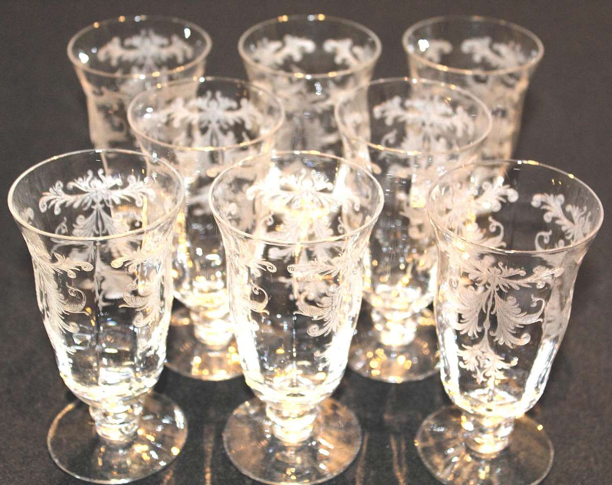 Up for sale are these Beautiful Tiffin Byzantine Clear Set Of Eight Juice Glasses in excellent condition with no chips or cracks. They measure approx. 4 3/4"T by 2 1/2"W. Shipping Excludes: Alaska/Hawaii, US Protectorates, APO/FPO, PO BoxShipp