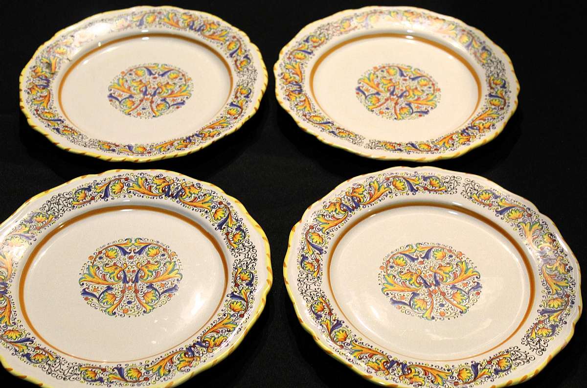 Up for sale are these Meridiana Ceramiche Set Of Four Dinner Plates in great condition with no chips or cracks or crazing. They measure approx. 11 1/4 inches wide.Shipping Excludes: Alaska/Hawaii, US Protectorates, APO/FPO, PO BoxShipping Provided to th