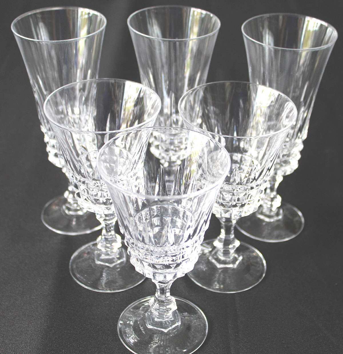 Up for sale are these Vintage Cristal Dâ€™Arques Durand Tuilleries Villandry 3 Wine & 3 Champagne Glasses Stemware in excellent condition with no chips or cracks. The champagne glasses measure approx. 6 1/2"Tall by 2 1/2"W a
