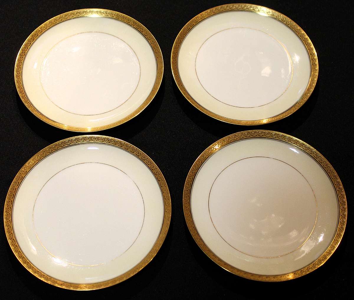Up for sale are these Haviland France Limoges Chevalier Set Of Four Salad Plates. They measure approx. 7 5/8"W. No chips or cracks. Some minor gold wear.Shipping Excludes: Alaska/Hawaii, US Protectorates, APO/FPO, PO BoxShipping Provided to the Un