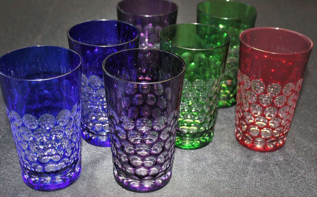 Up for sale are these Gorgeous Rare Set Of Seven High End Highball glasses in excellent condition with no chips or cracks. They measure approx. 5 1/4"T by 3"W.Shipping Excludes: Alaska/Hawaii, US Protectorates, APO/FPO, PO BoxShipping Provide