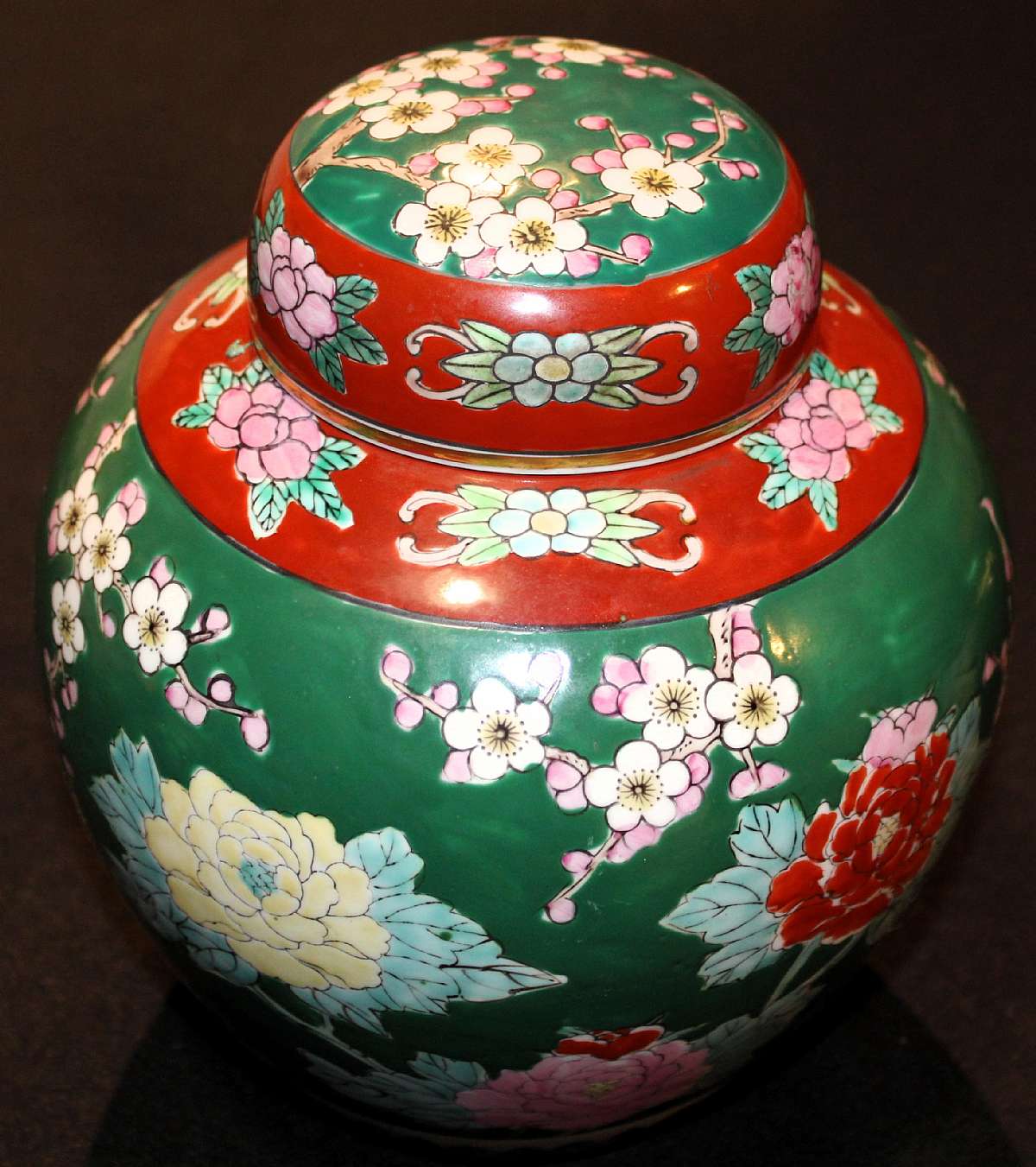 Up for sale is this Vintage Gold Imari Beautiful Vintage Covered Container in great condition with no chips or cracks. It measures approx. 9 1/2" Tall and 8"W.Shipping Excludes: Alaska/Hawaii, US Protectorates, APO/FPO, PO BoxShipping Provide