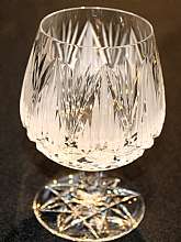 Up for sale is this Tyrone Crystal Shannon Suite Brandy Glass in excellent condition with no chips or cracks. The glass measures approx. 5 1/4"T by 2 5/8"W.Shipping Excludes: Alaska/Hawaii, US Protectorates, APO/FPO, PO BoxShipping Provided t