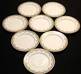 Up for sale are these Antique Lorenz Hutschenreuther Selb Bavaria Pattern Hut1737 Series Set Of Eight Bread Plates in great condition with no chips or cracks. They measure approx. 6 3/8 inches wide. There is some minor scratching from use. Please see my o